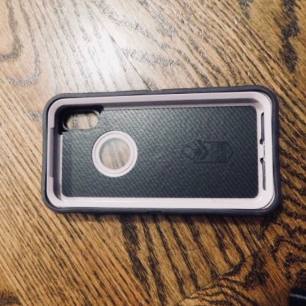 Defender otter box for iPhone X
